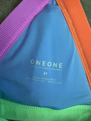 NWOT ONEONE Swimwear Colorblock Kameron Top in Sz M thumbnail 5