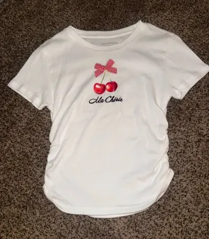Cherry top White thumbnail 1