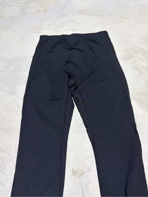 Halara NWT women’s black leggings large thumbnail 5