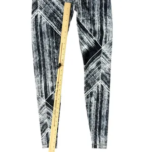 Lululemon Wunder Under Heat Wave White Black Mid Rise Athletic Leggings size S thumbnail 5