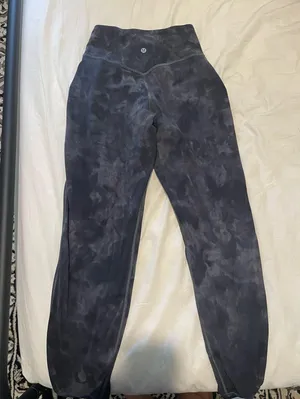 Align High-Rise Lululemon Joggers Full-Length thumbnail 2
