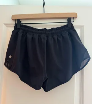 Lululemon Hottie Hot Shorts 2.5" Low-Rise thumbnail 2