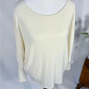 Andree by Unit Cream Batwing Sleeve Slub Textured Top Sz Large 💚 thumbnail 2