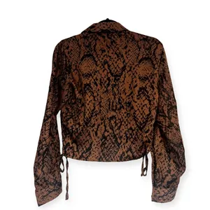 FOREVER 21 Animal Print Blouse Women's Size‎ Large NWOT thumbnail 2
