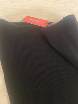Edikted Paola Knitted Maxi Dress thumbnail 3