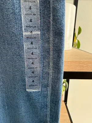 NWT American Eagle Outfitters High Rise Mom Jeans, 27 / 4 thumbnail 5