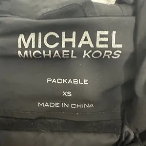 Michael Michael Kors Black Packable Puffer Coat Hooded Womens XS Longline Jacket thumbnail 2