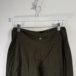 Lululemon Align Jogger Olive Green 28" Travel Lounge Casual W5CO2S Womens 8 thumbnail 5