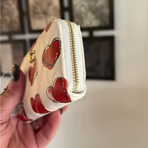 Authentic Coach 1941 Nappa leather Heart zip around 3 compartments wallet. thumbnail 7