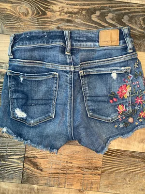 American Eagle Outfitters Blue Embroidered floral Denim Cutoff Shorts thumbnail 3