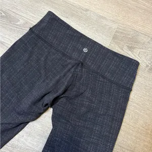 •LULULEMON• PATTERNED LEGGINGS thumbnail 6