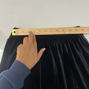 On 34th Womens Midi Skirt Size‎ XS Black Velvet Pleated Pull-On Elastic Waist thumbnail 6