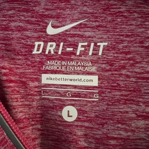 Nike‎ Dry-Fit Women’s Large thumbnail 3