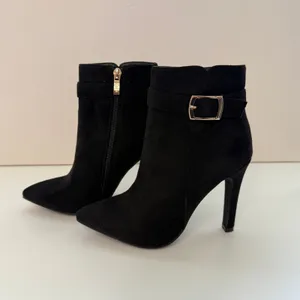 Idifu Dana Ankle Bootie Sz 6.5 Faux Suede Buckle Sillito Whimsigoth Mob Wife thumbnail 5