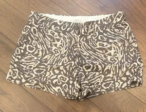 LOFT Animal Print Shorts Size 8 C9-009 thumbnail 1