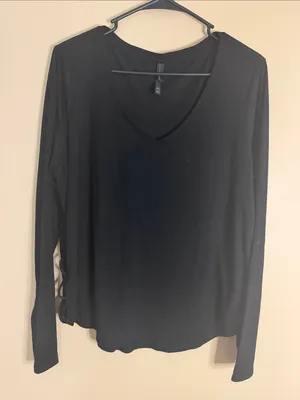 Women's Black V-Neck Long Sleeve Top - Unbranded thumbnail 1