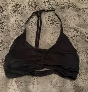 Lululemon Bra  thumbnail 1