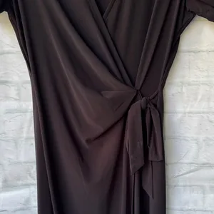 Anne Klein Elegant Black Wrap Midi Dress thumbnail 4