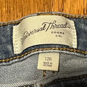 Universal Thread High-Rise Wide-Leg Jeans | Size 12R thumbnail 4