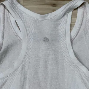 Lululemon Light Pink Racerback Tank Top Women’s 8 thumbnail 3