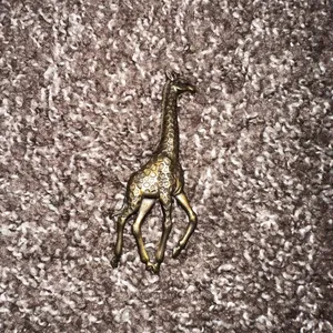 Vintage JJ Giraffe Brooch Gold Tone thumbnail 3