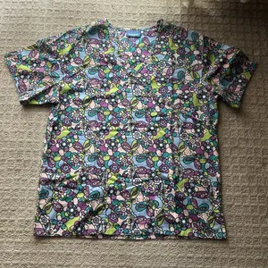 Carols‎ Scrub Top Womens Medium Multicolor Butterflies Flowers Floral Nurse thumbnail 1