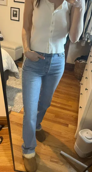 Aritzia Levi Jeans thumbnail 1