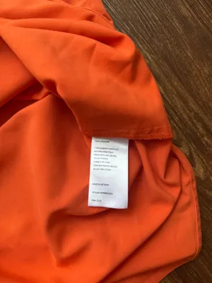 FIGS Women’s Sunset Orange Rafaela Oversized Scrub Top - Size M Nursecore thumbnail 4