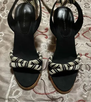 Banana Republic Black and Cream Twisted Sandals thumbnail 1