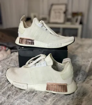 Adidas Nmd R1 Sneakers thumbnail 1