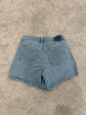 Abercrombie & Fitch High Rise Dad Short thumbnail 2