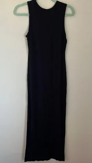 Quince Tencel and Spandex maxi dress. Size M thumbnail 2