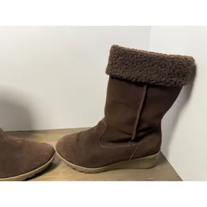 Lands' End Women's 8.5 Brown Suede Faux Fur Cuff Wedge Winter Boots thumbnail 3