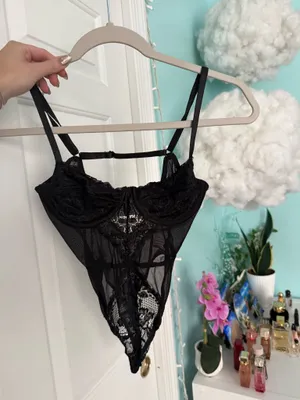 Forever 21 Lace Bodysuit thumbnail 3