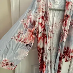 Plum Pretty Sugar Floral Rayon Bridal Robe Women’s XS thumbnail 7