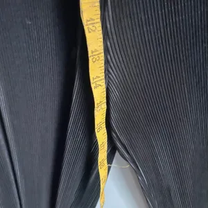 Express Tricot Minimalist Black Trouser Pleated Pull on Pants sz Medium Neutral thumbnail 4