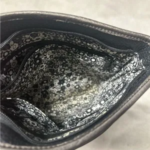 Vintage Brighton Embroidered Floral Black Peddled Leather Crossbody Purse thumbnail 6