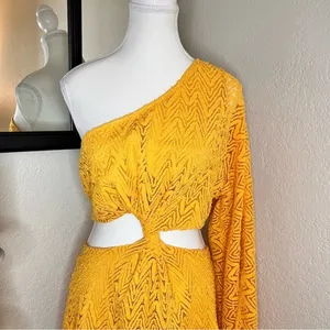 RAMY BROOK‎ Henrietta Dress Yellow Textured Size Large NWT Cutout Flare Sleeve thumbnail 2