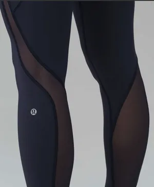 lululemon Pace Perfect 7/8 Tight 25” thumbnail 10