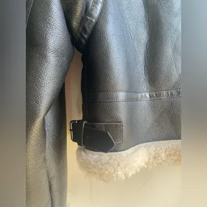 Urban Revivo Faux Leather Shearling Jacket Black Size S thumbnail 4