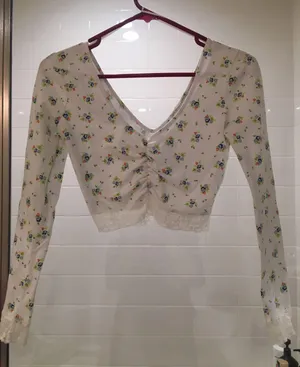 Urban Outfitters Gathered Front Floral Lace Crop Top thumbnail 3