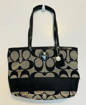 Classic COACH Logo vintage CANVAS & LEATHER TOTE BAG PURSE thumbnail 1