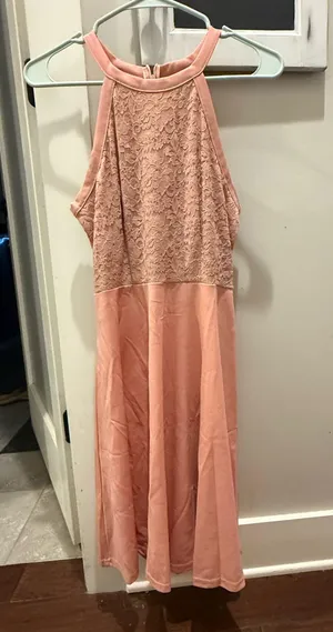 Amazon Pink formal dress thumbnail 1