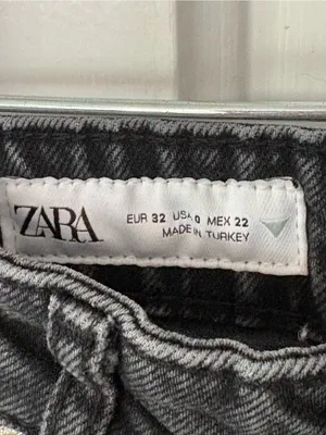 Zara Women’s Washed Black Slim Straight Jeans size 0 inseam 24 thumbnail 4