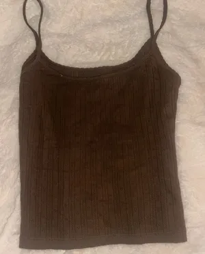 Brandy Melville tank top thumbnail 1