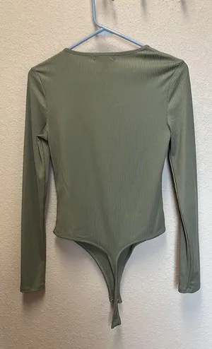 Army Green Peekaboo Bodysuit Size M thumbnail 2