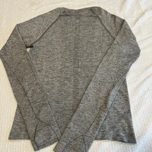 Lululemon swiftly tech long sleeve 2.0 size 4 women thumbnail 4