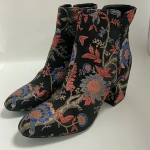 Target Women's Colorful Embroidered Floral Ankle Zip Bootie Boots Size 10 thumbnail 8
