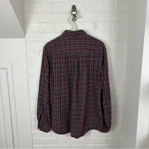 St. John’s Bay Red Plaid Classic Fit Flannel Shirt Size M Unisex thumbnail 5