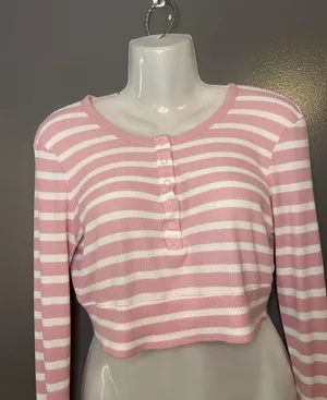 OFFLINE By Aerie Shirt Womens Medium Pink Stripe Henley Cropped Long Sleeve thumbnail 1